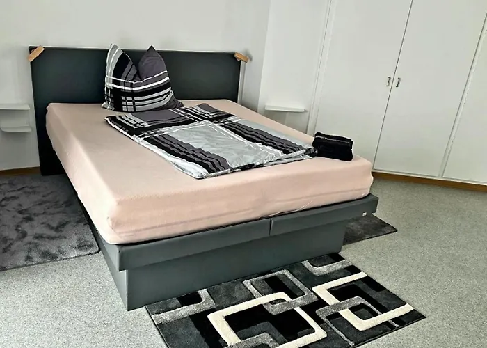 Henneberger Hof Goldstueck 아파트